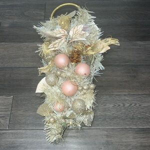 NWT Christmas door/wall glitter swag teardrop shape blush, pink, gold, champagne